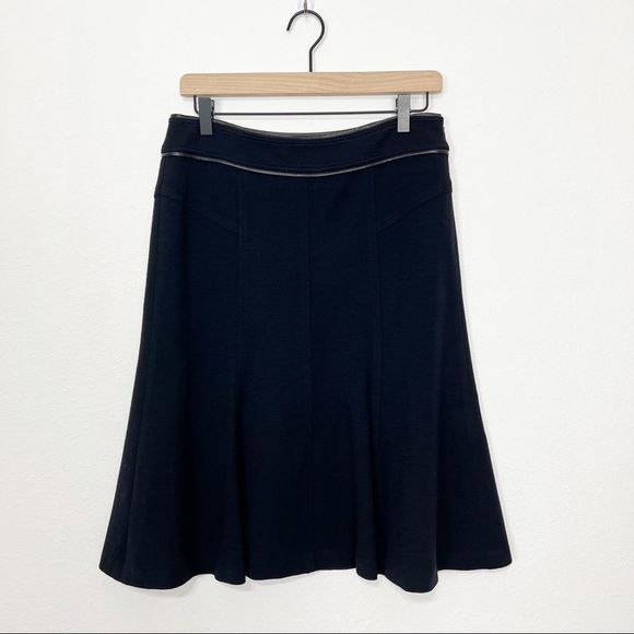 ✨BCBG MaxAzria✨Classy Skirt🌸 - Picture 2 of 7